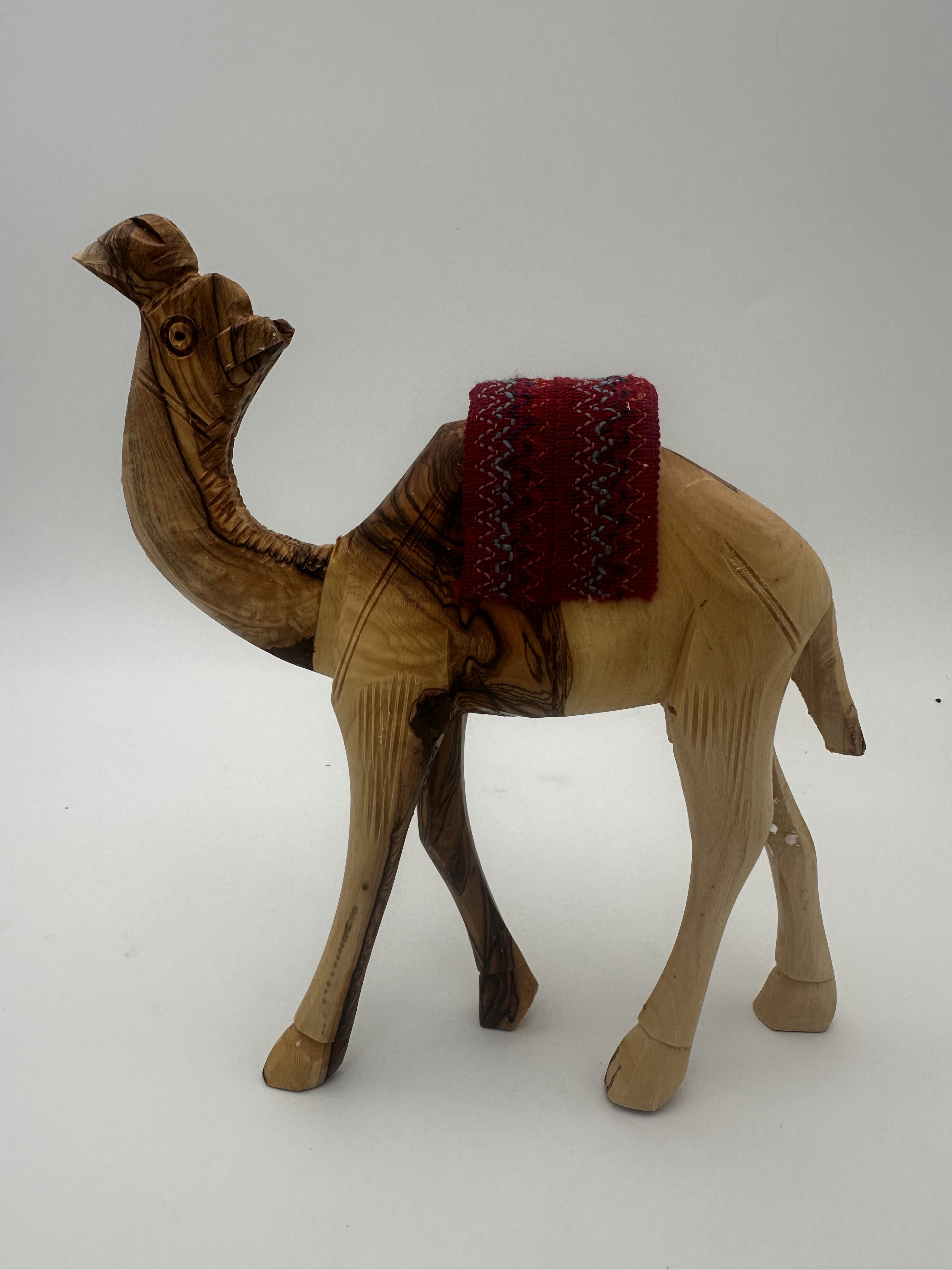 Standing Camel Carving (7x8")