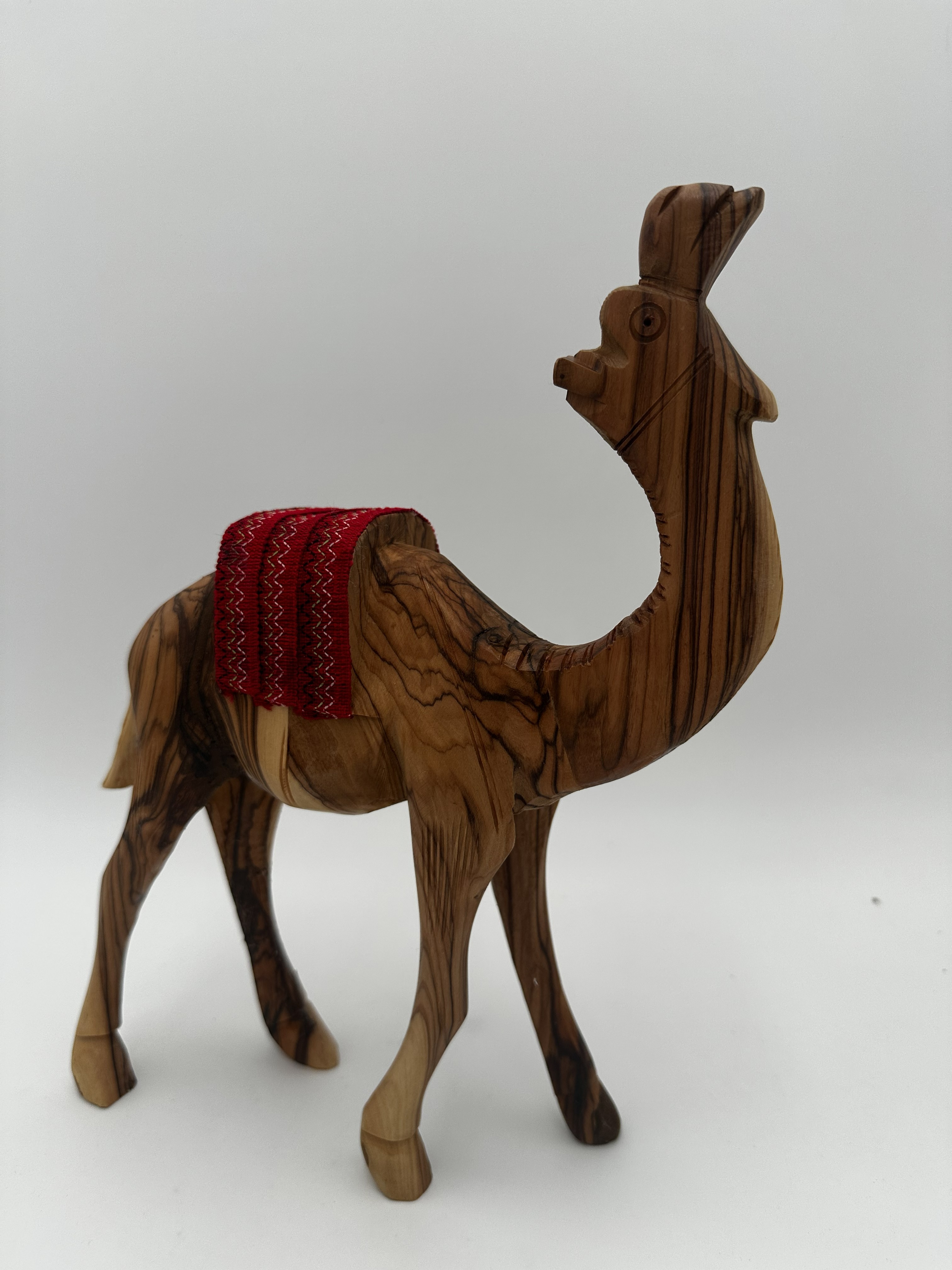 Standing Camel Carving (11x9")