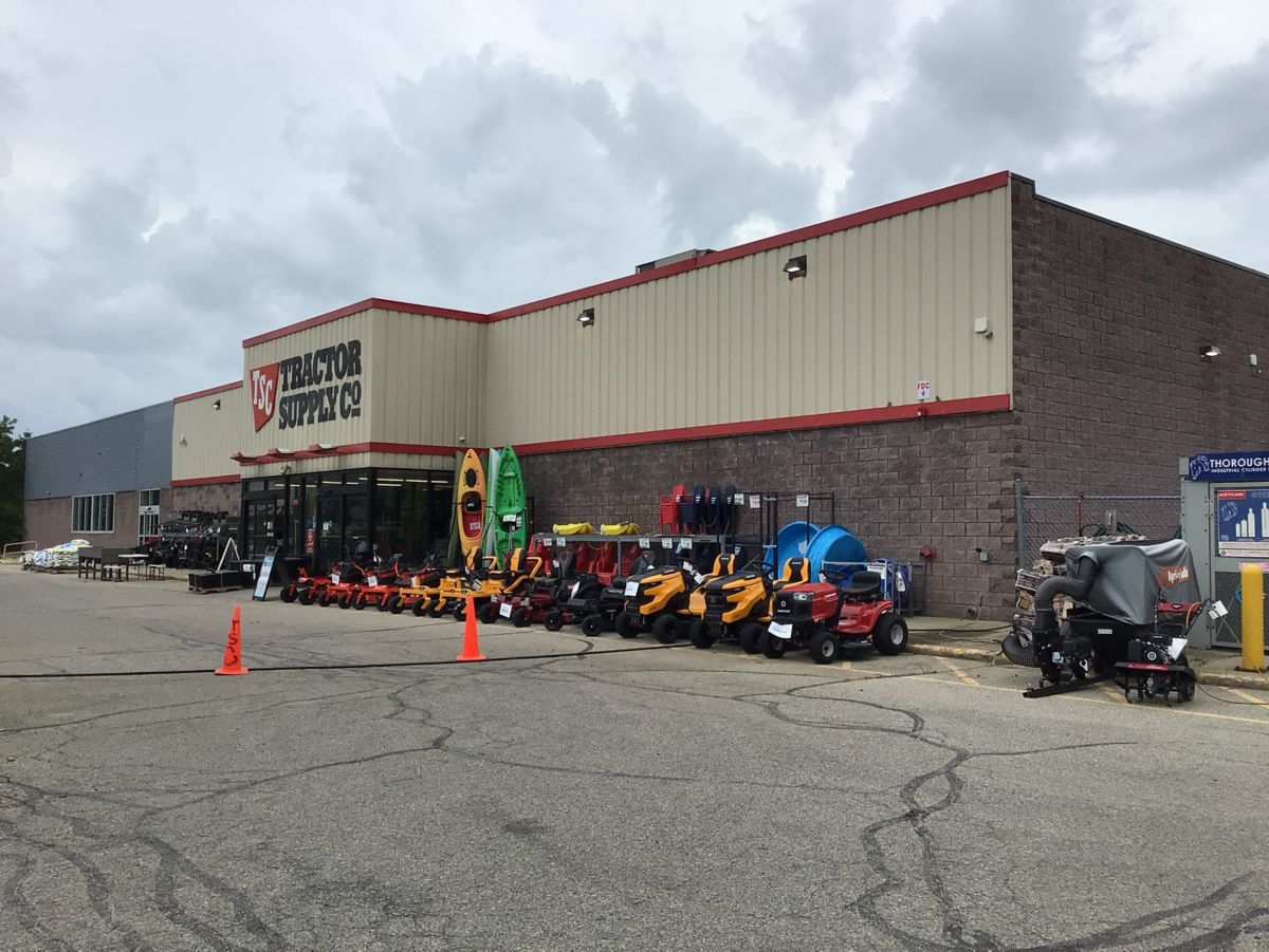 Tractor Supply Co. pop-up market