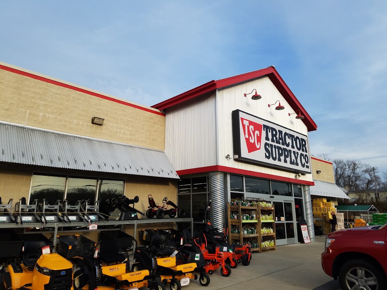 Tractor Supply Co. pop-up market