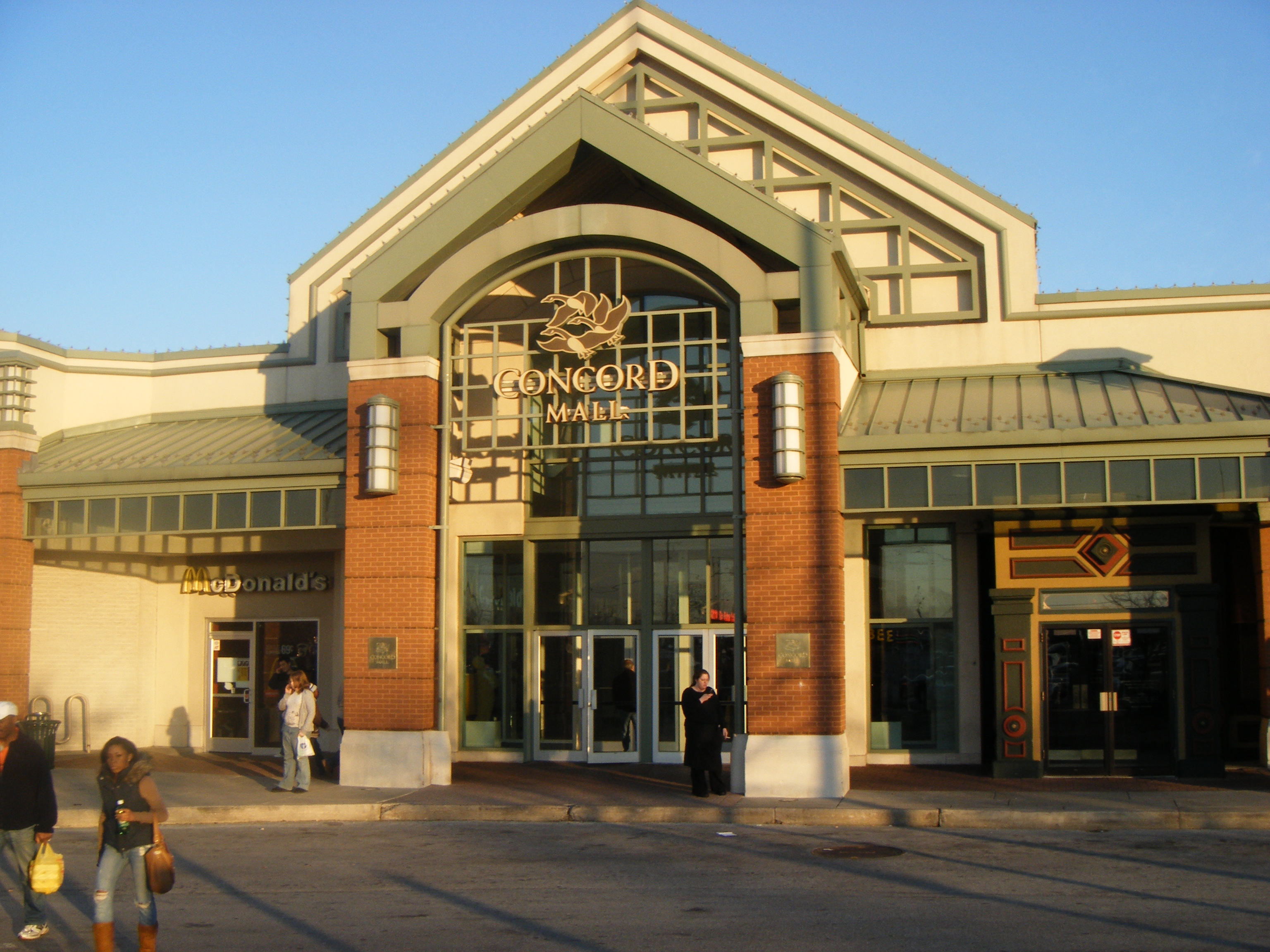 Concord Mall pop-up market