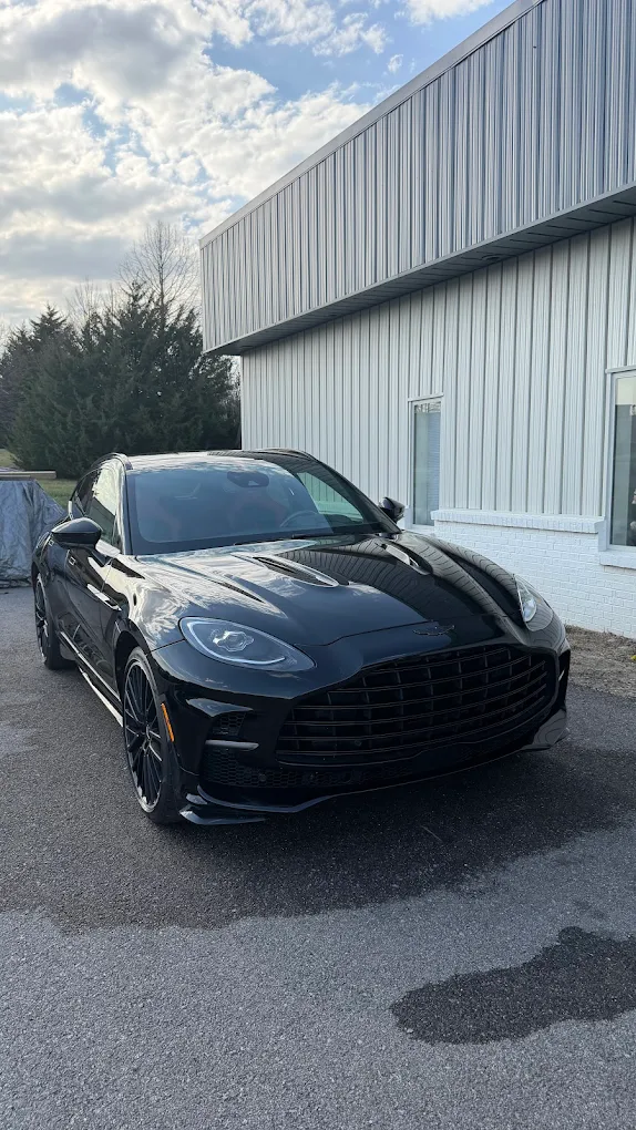 Aston Martin DBX exterior detail