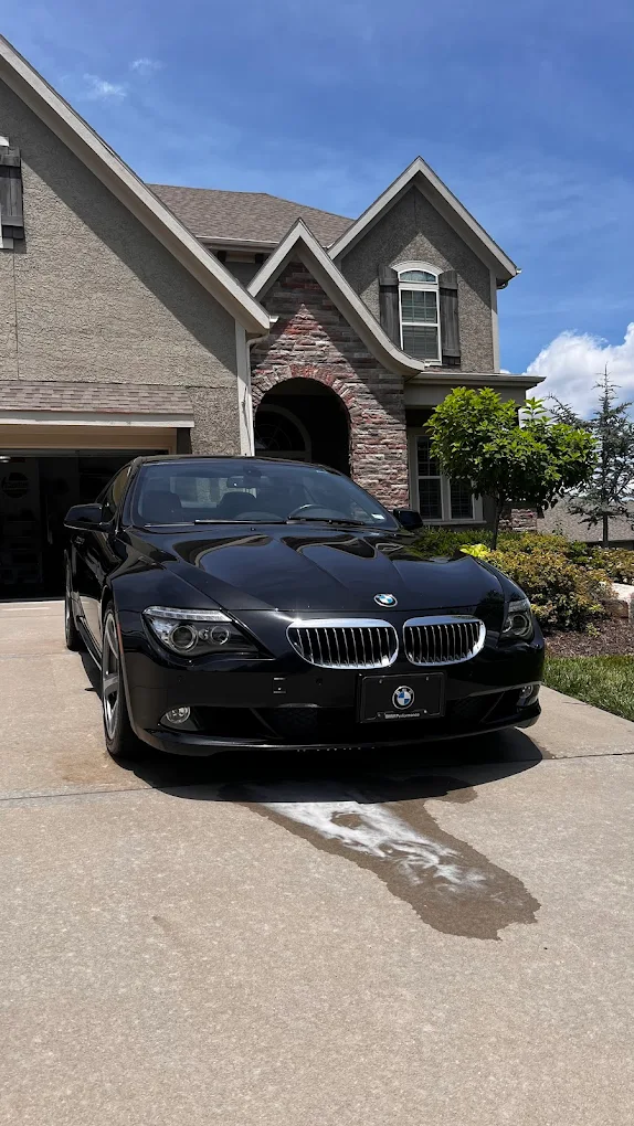 Black BMW 6 Series exterior detail