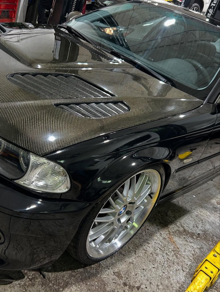 BMW carbon fiber detail