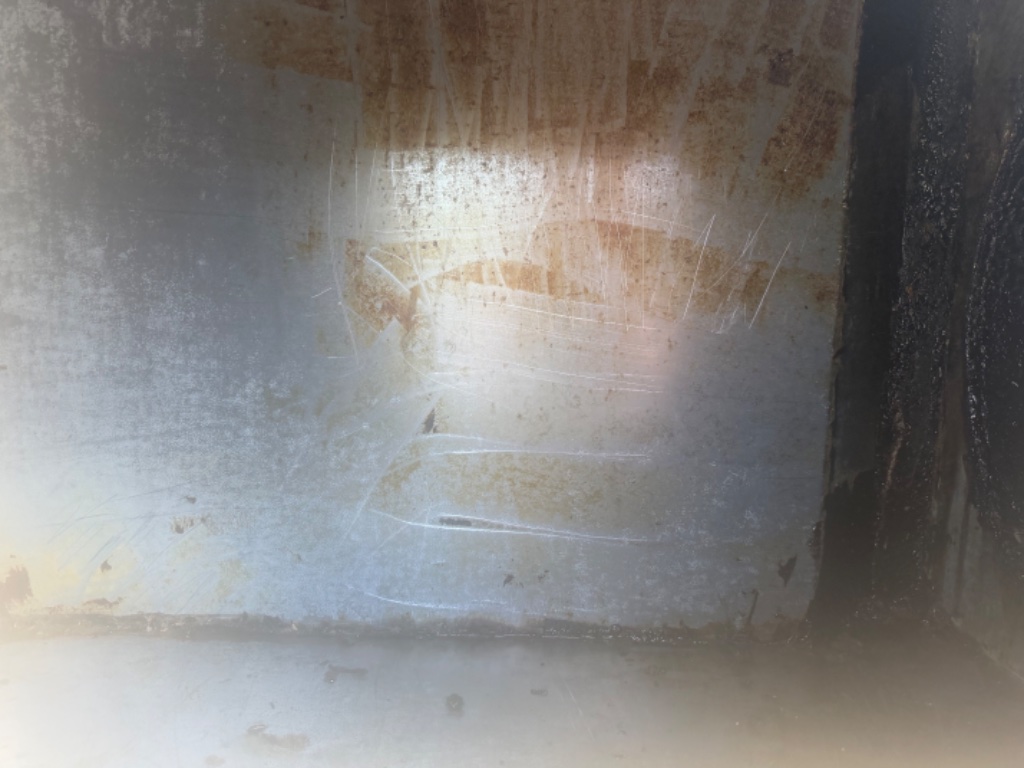 Duct interior detail