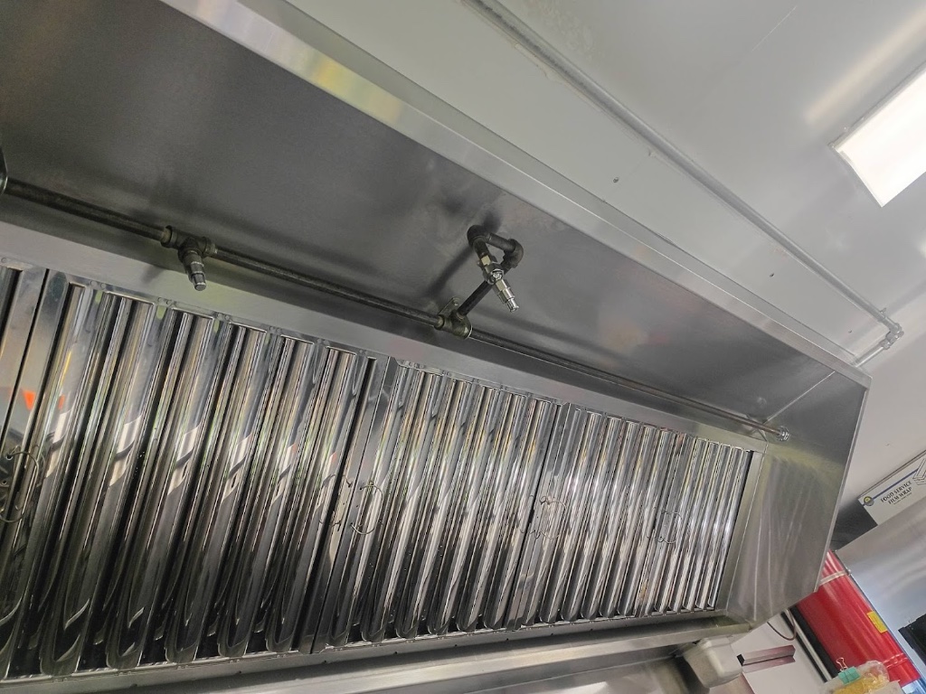 Hood interior degreasing