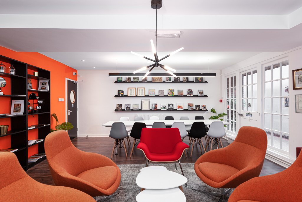 Social Lounge