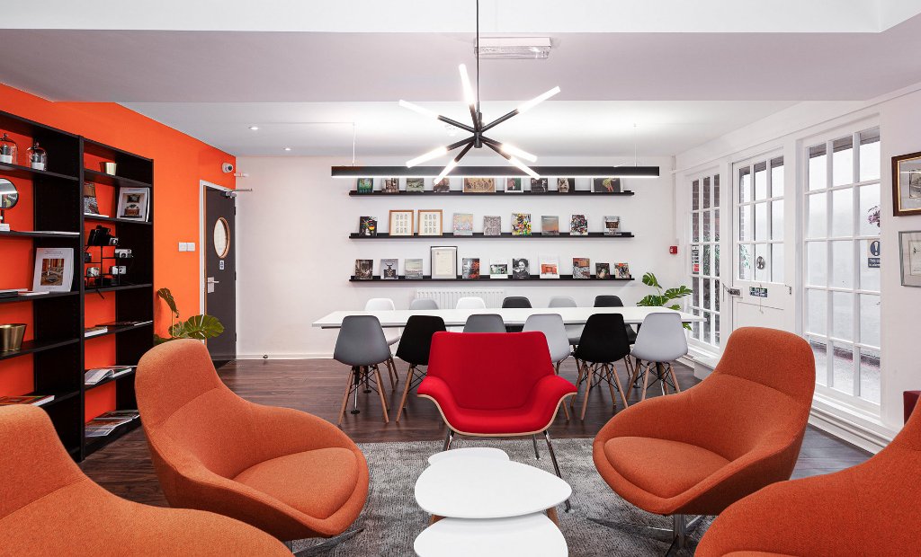 Our common room is full of colour and good vibes 🎨🧡