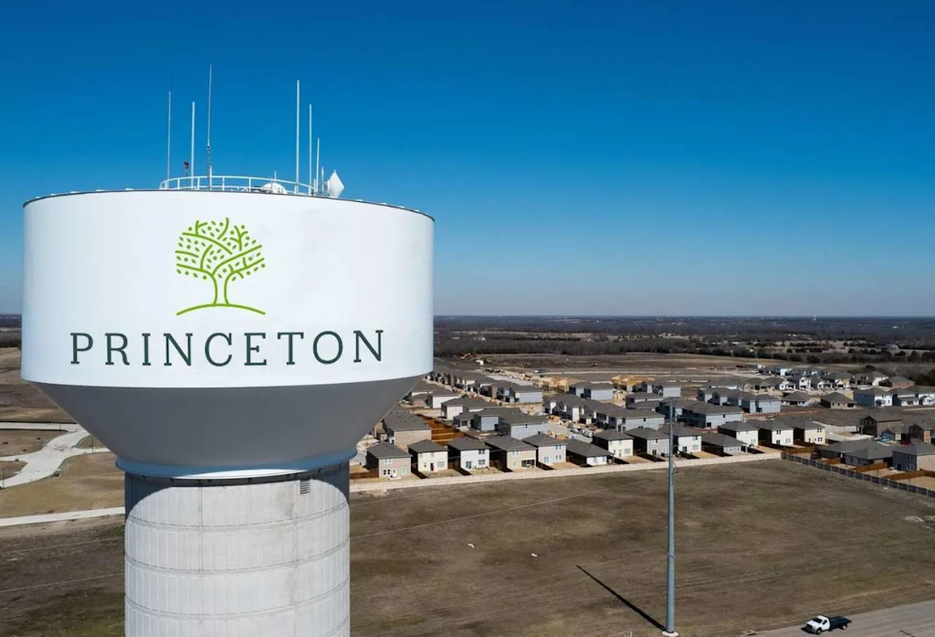 Princeton Texas water tower and new construction neighborhoods