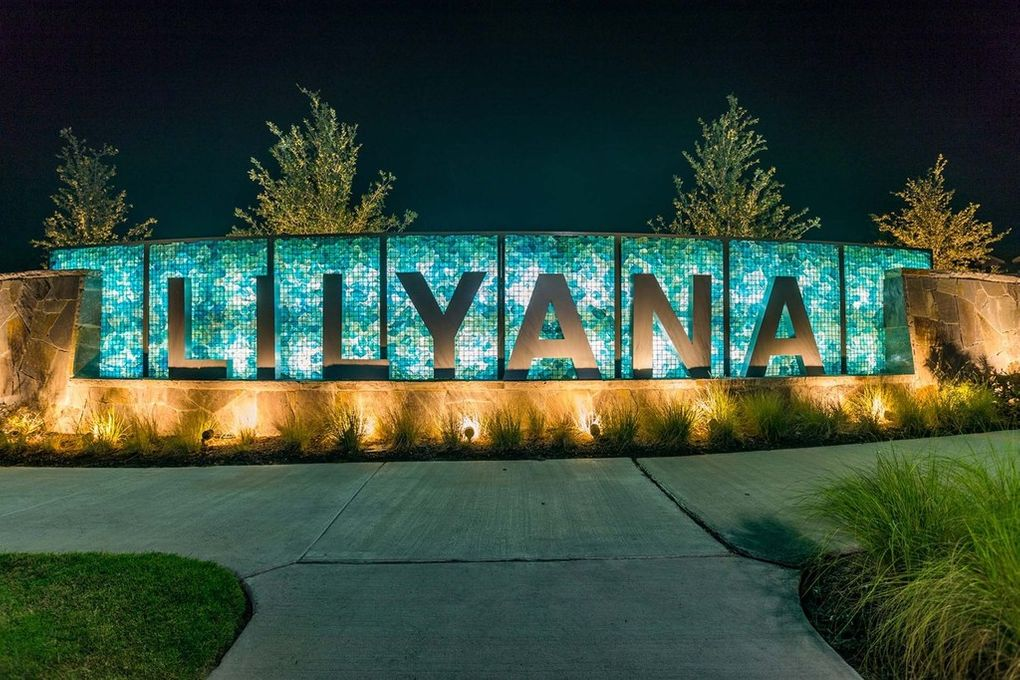 Lilyana by Hillwood community entrance sign