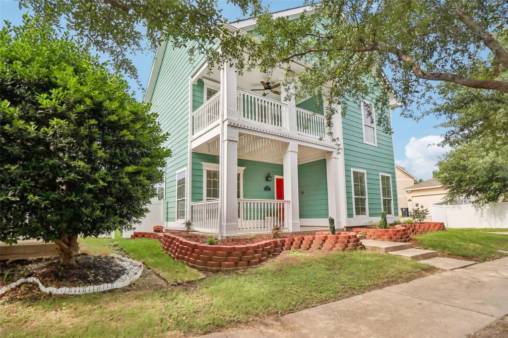 Savannah Denton Texas master-planned community homes for sale