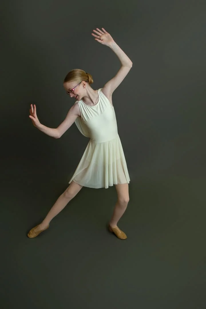 Studio Gallery 13 — Country Strong Photography