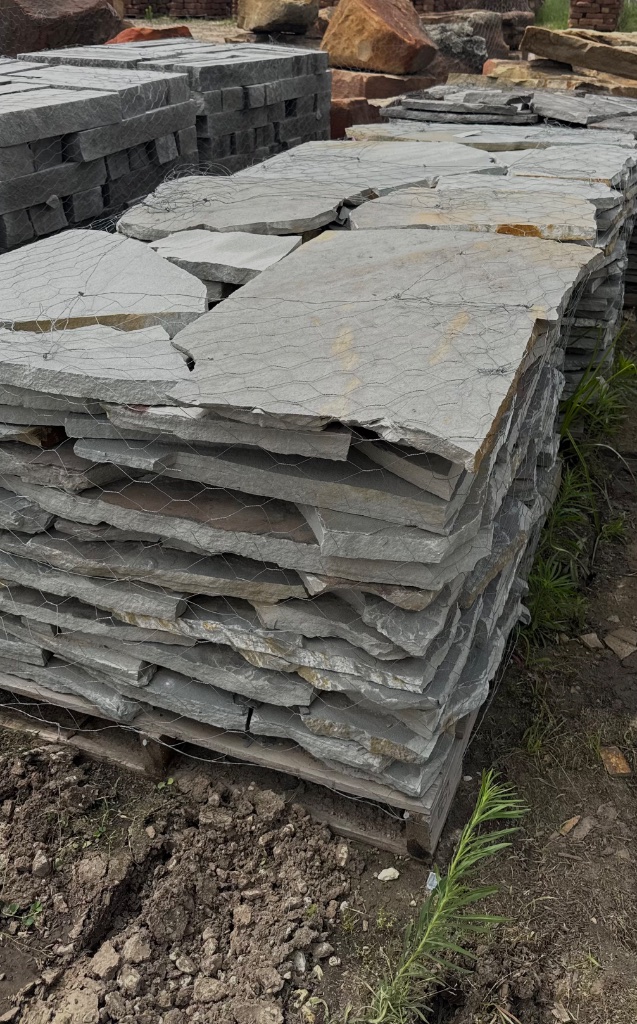 Grey/Blue Flagstone (0.5"–1.5")