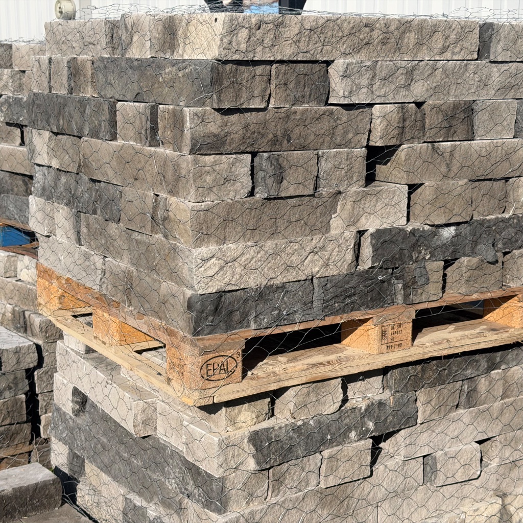Lueders Chopped Stone