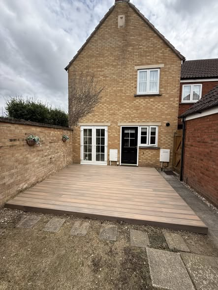 Composite Decking Replacement — Rotten Boards to Low-Maintenance Beauty photo 1