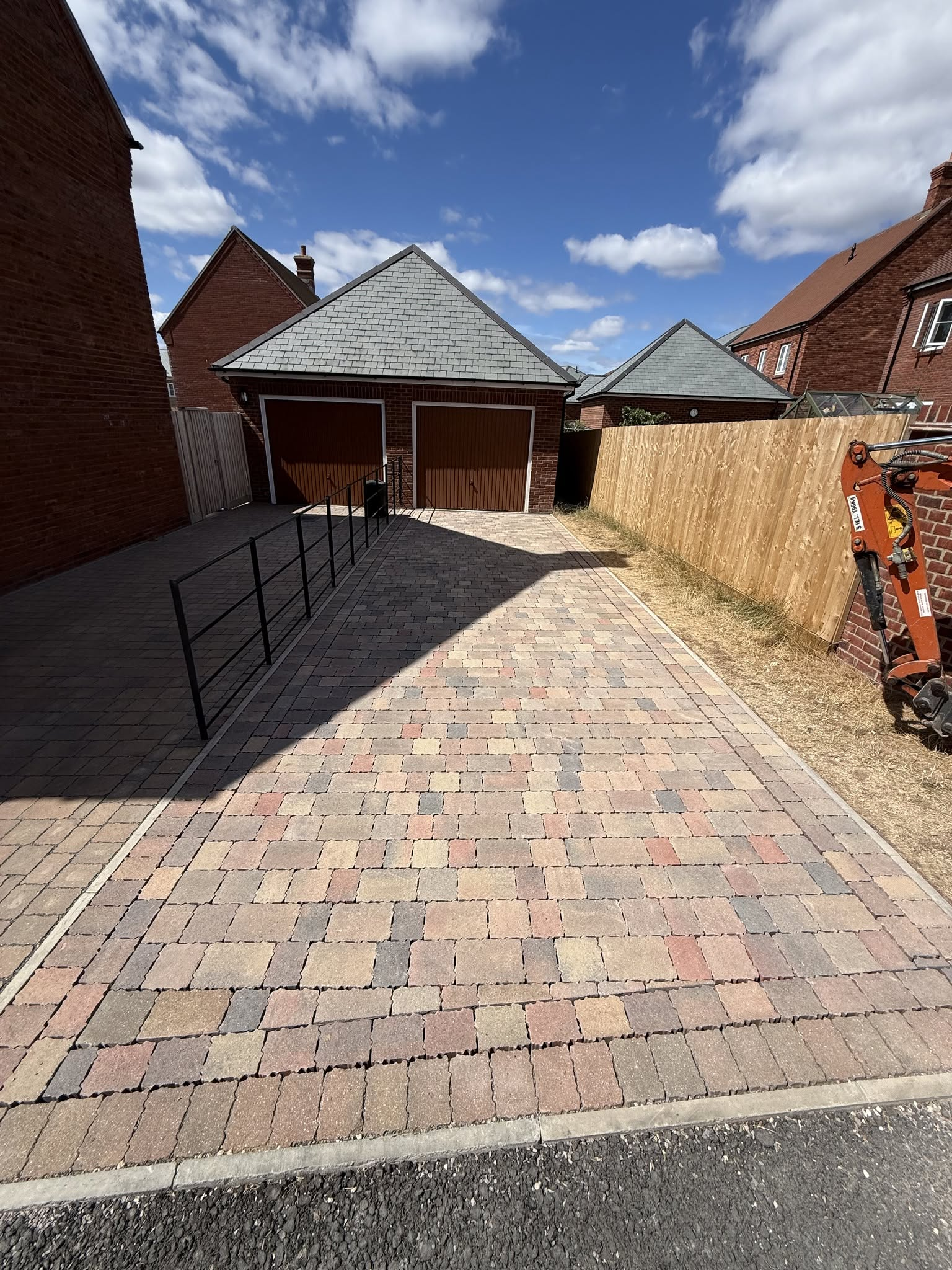 40m² Marshalls Tegula Priora Permeable Block Paving Driveway photo 2