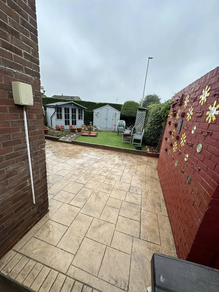 26m² Ashlar Slate & London Cobble Printed Concrete photo 3