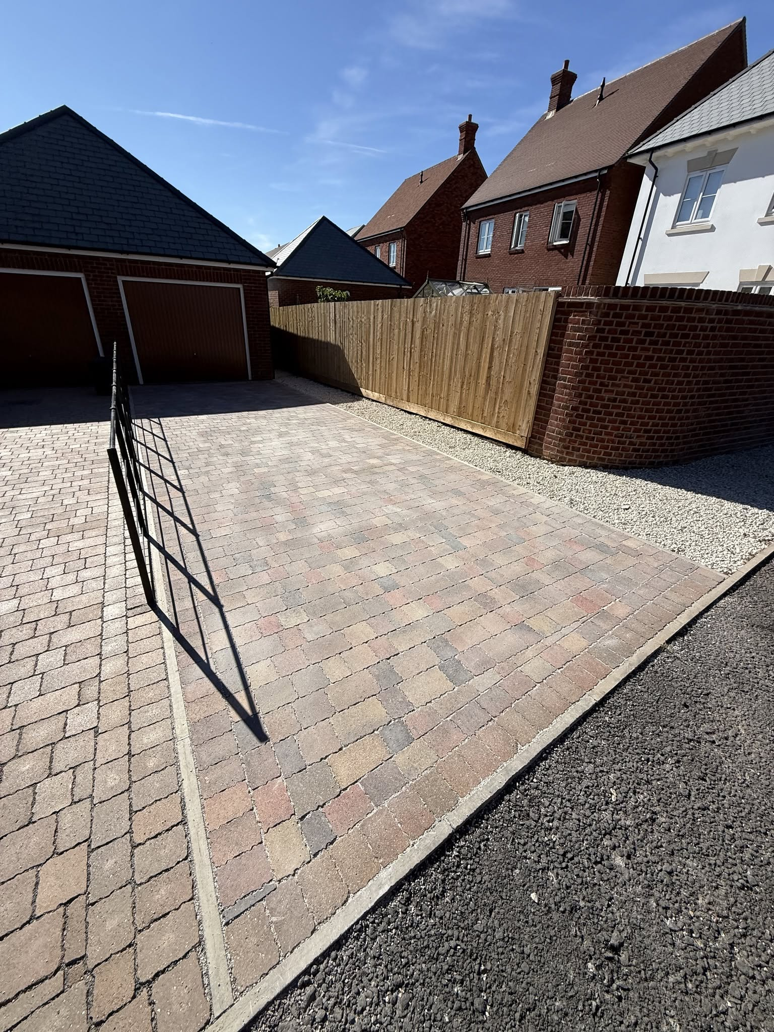 Driveways: 40m² Marshalls Tegula Priora Permeable Block Paving Driveway