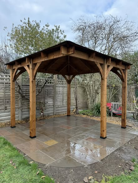 Octagonal Gazebo with Slate Roof photo 4