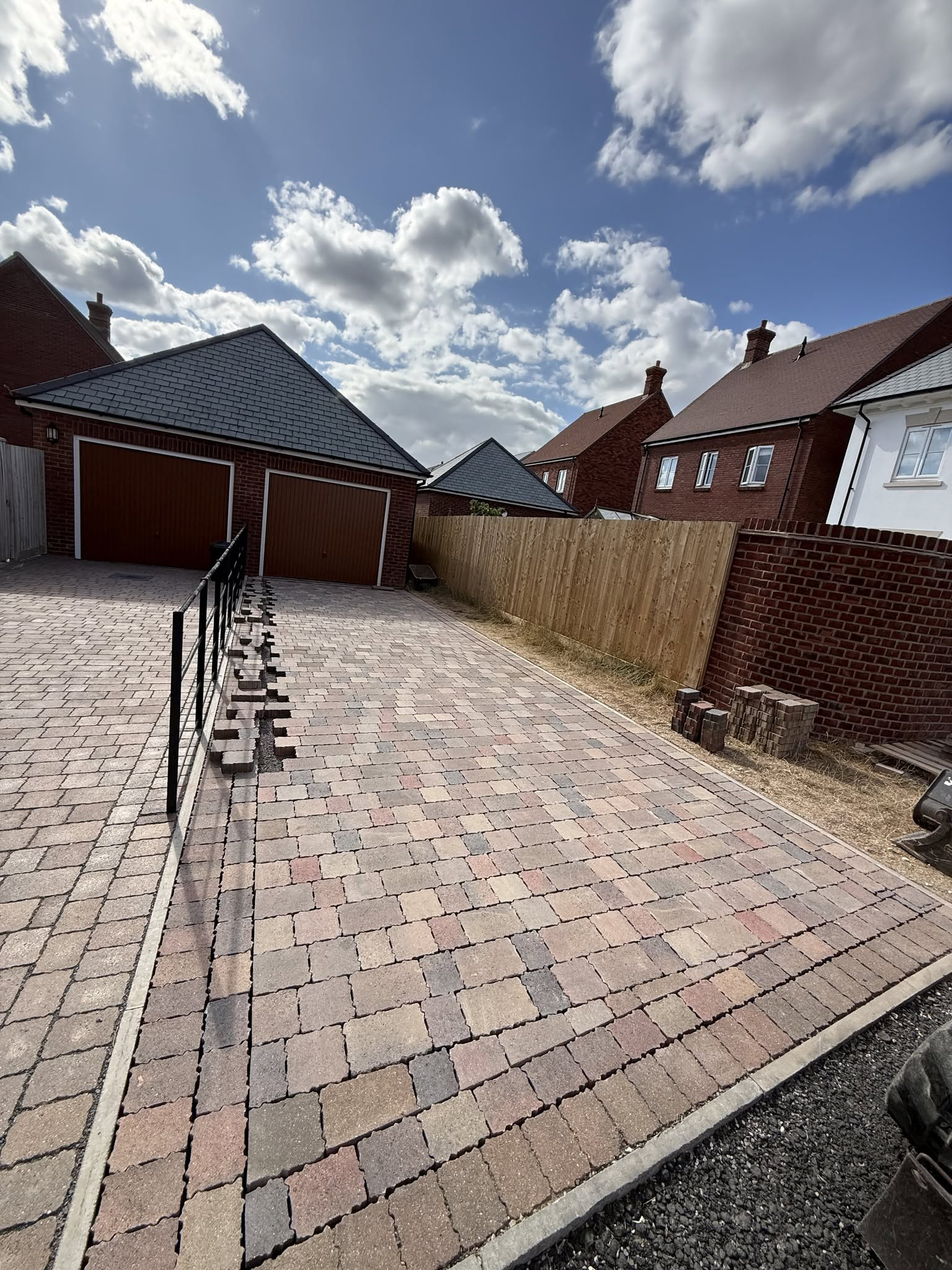 40m² Marshalls Tegula Priora Permeable Block Paving Driveway photo 3