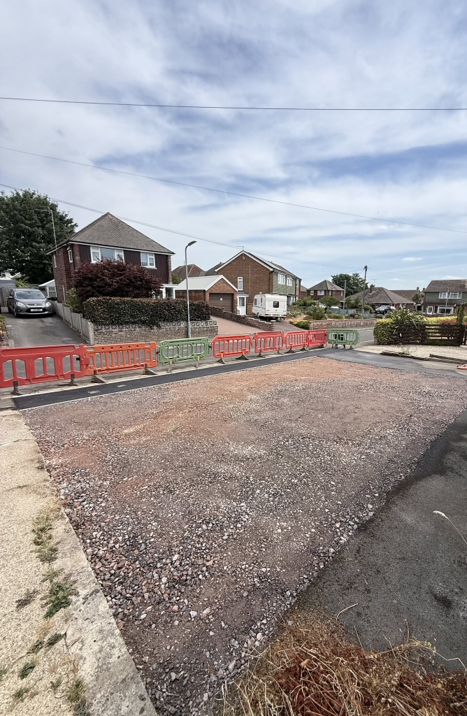 Dropped Kerb & MOT Type 1 Driveway Base photo 3