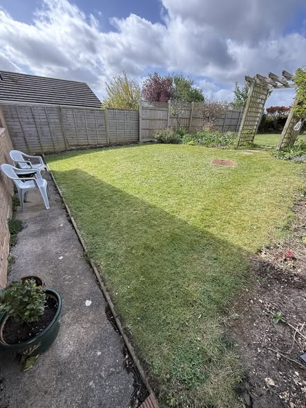 Raj Blend Patio with Retaining Wall — Levels Transformation photo 4