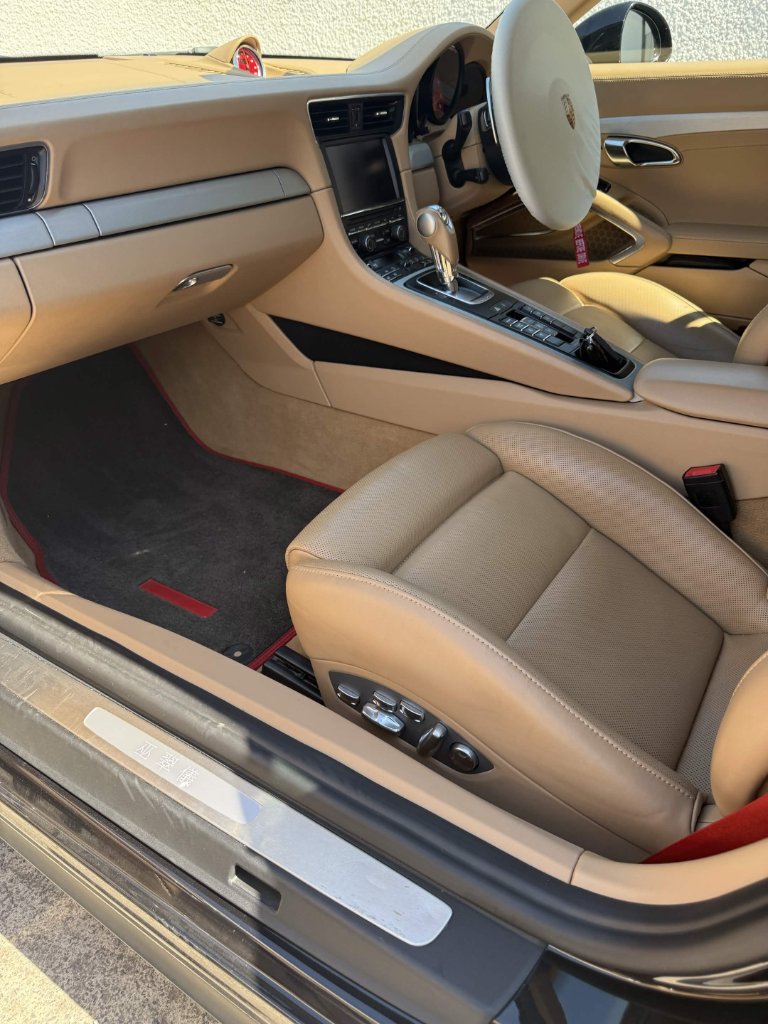 Before - Standard Valet, Porsche 911 Carrera 4S