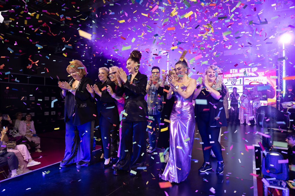 Δημιουργικό hair show στην κεντρική σκηνή