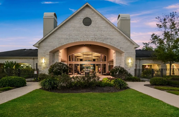 Eagle Apartments