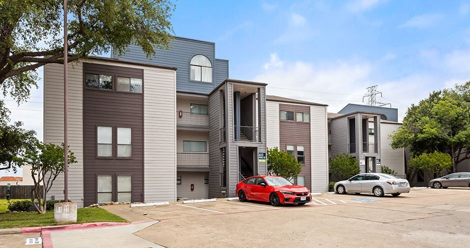 Lofts on Hulen