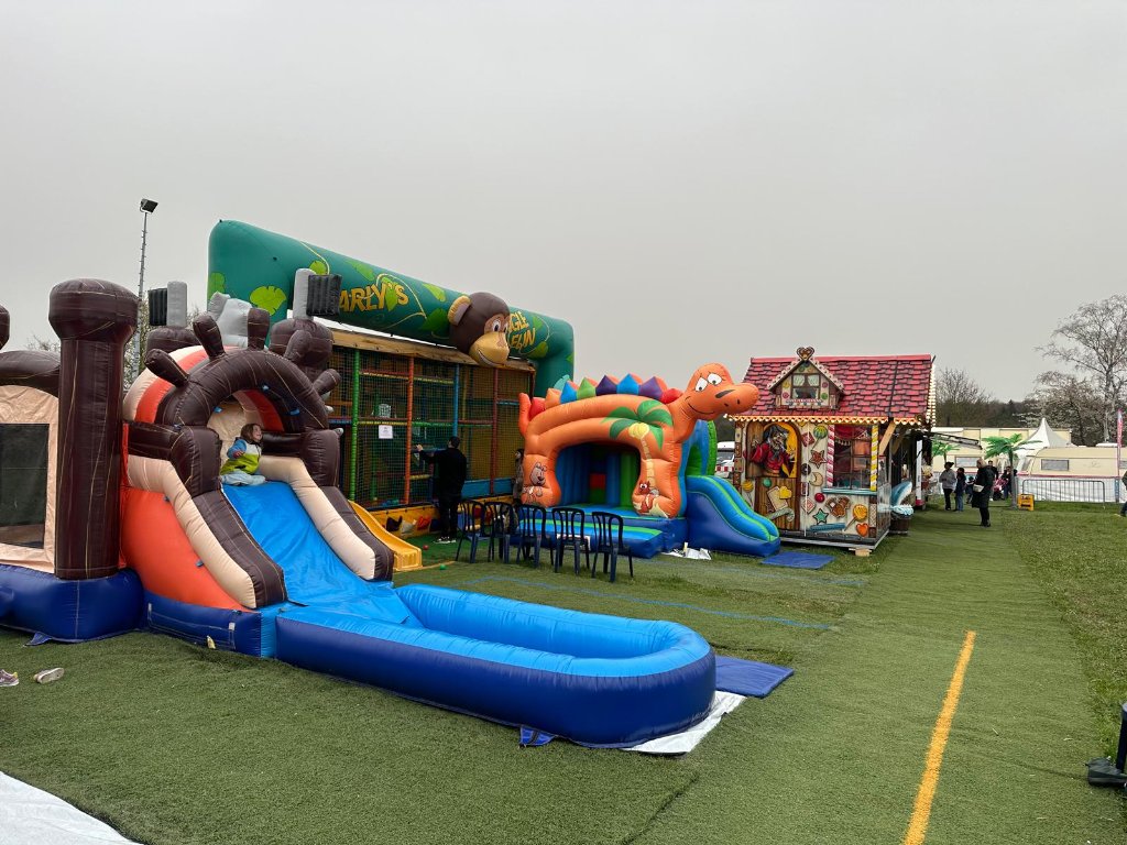Happy Fun World – Jungle Fun Spielanlage mit Wasserrutsche