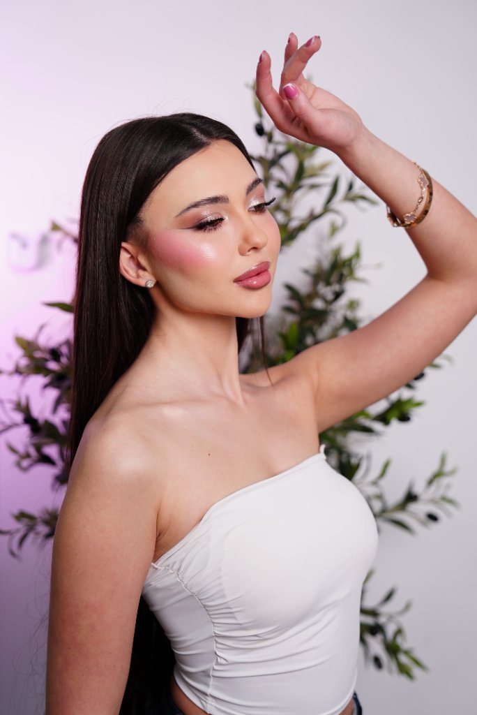 Lumina Makeup