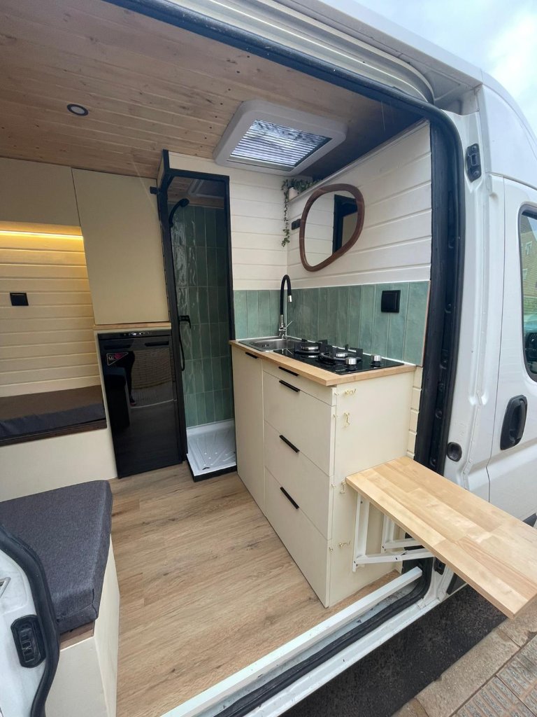 Peugeot Boxer - foto 1