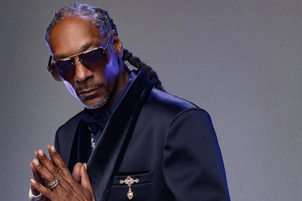 Snoop Dogg — Cannabis Legend