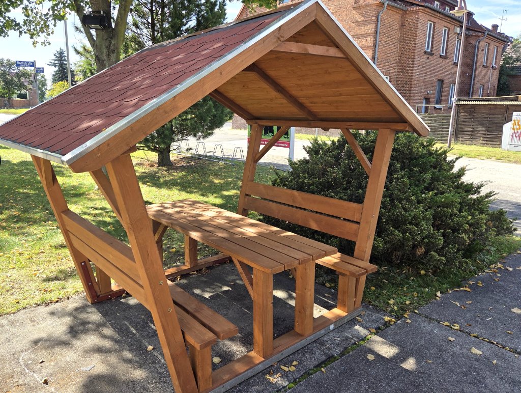 Gartenpavillon 1