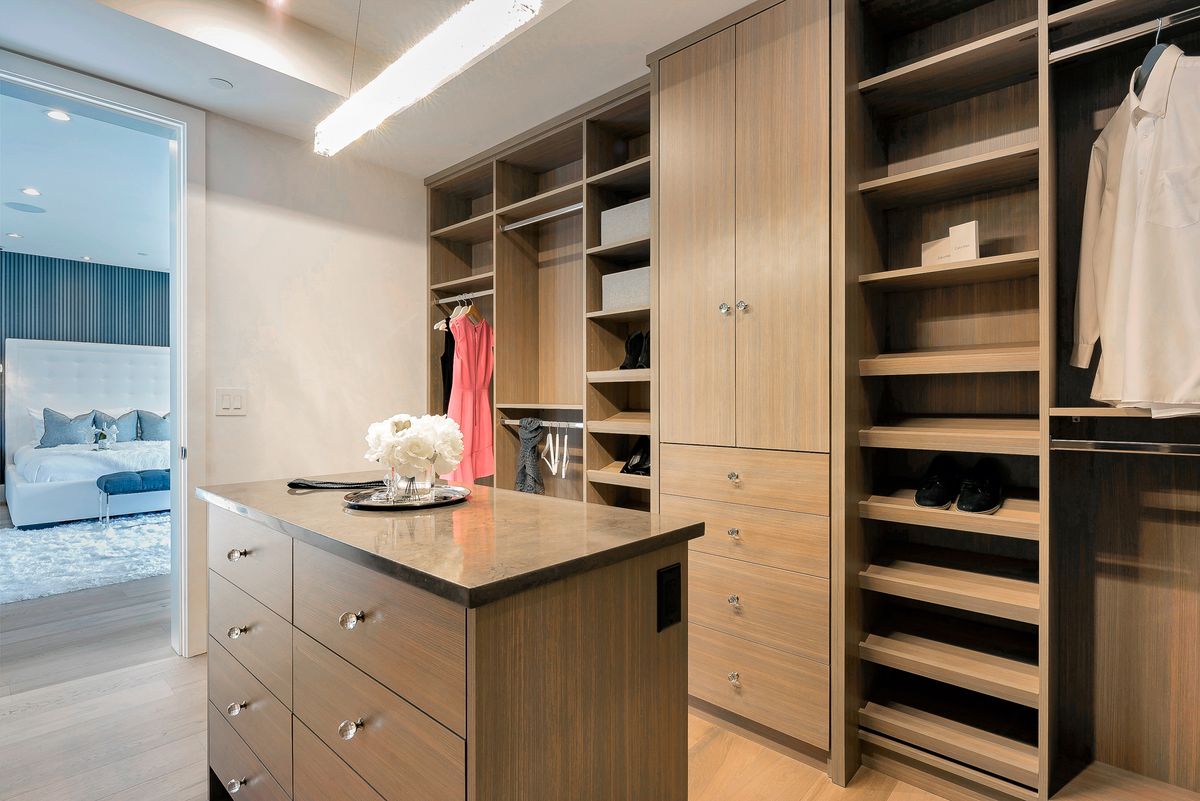 Einbauschrank
