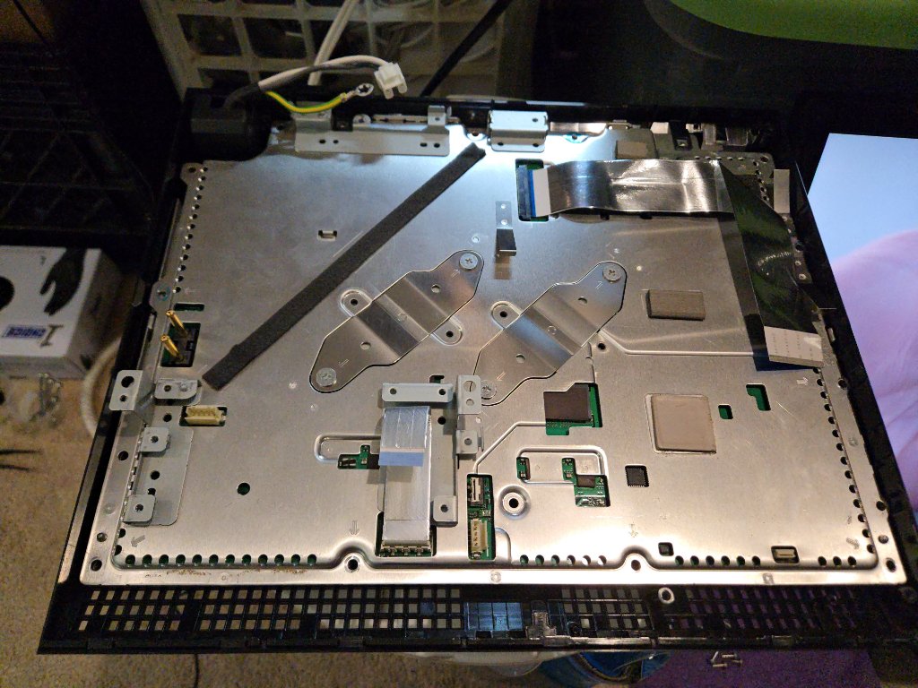 PS3 Fat — Top Shell Removed for CPU & GPU Thermal Paste Reapplication