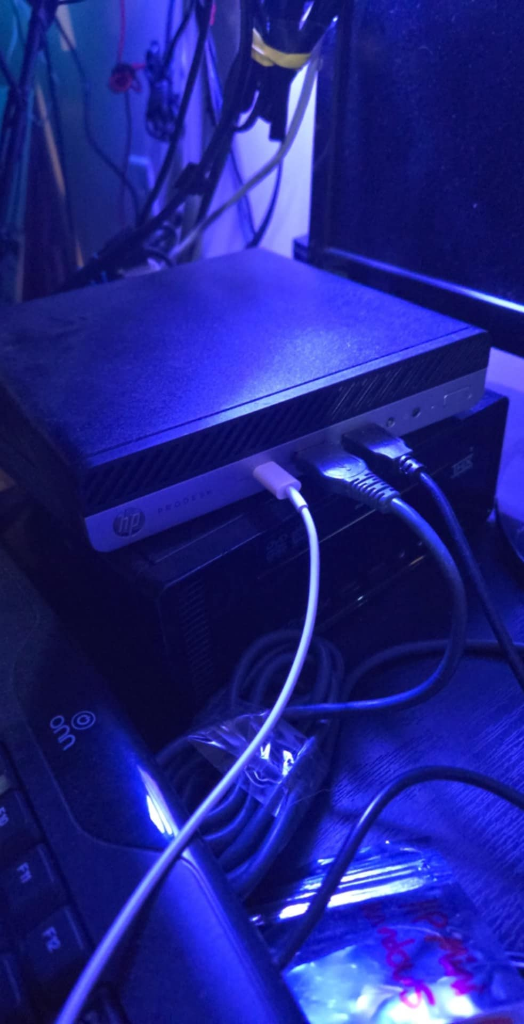 HP MiniPC — Blue LED Custom Setup