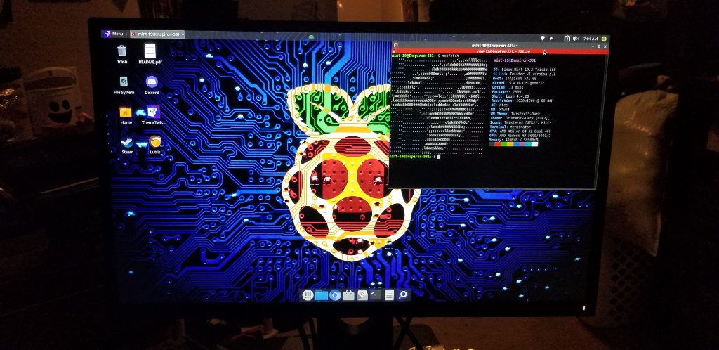 Linux Mint + Raspberry Pi Logo Desktop