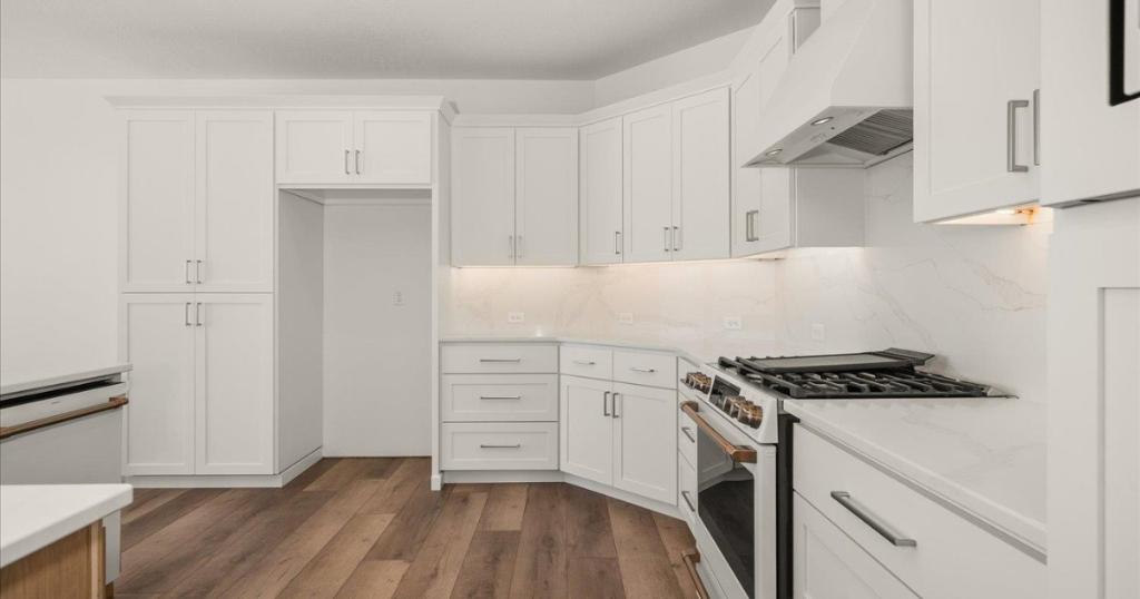 Kitchen — Marble Backsplash & Cafe Range