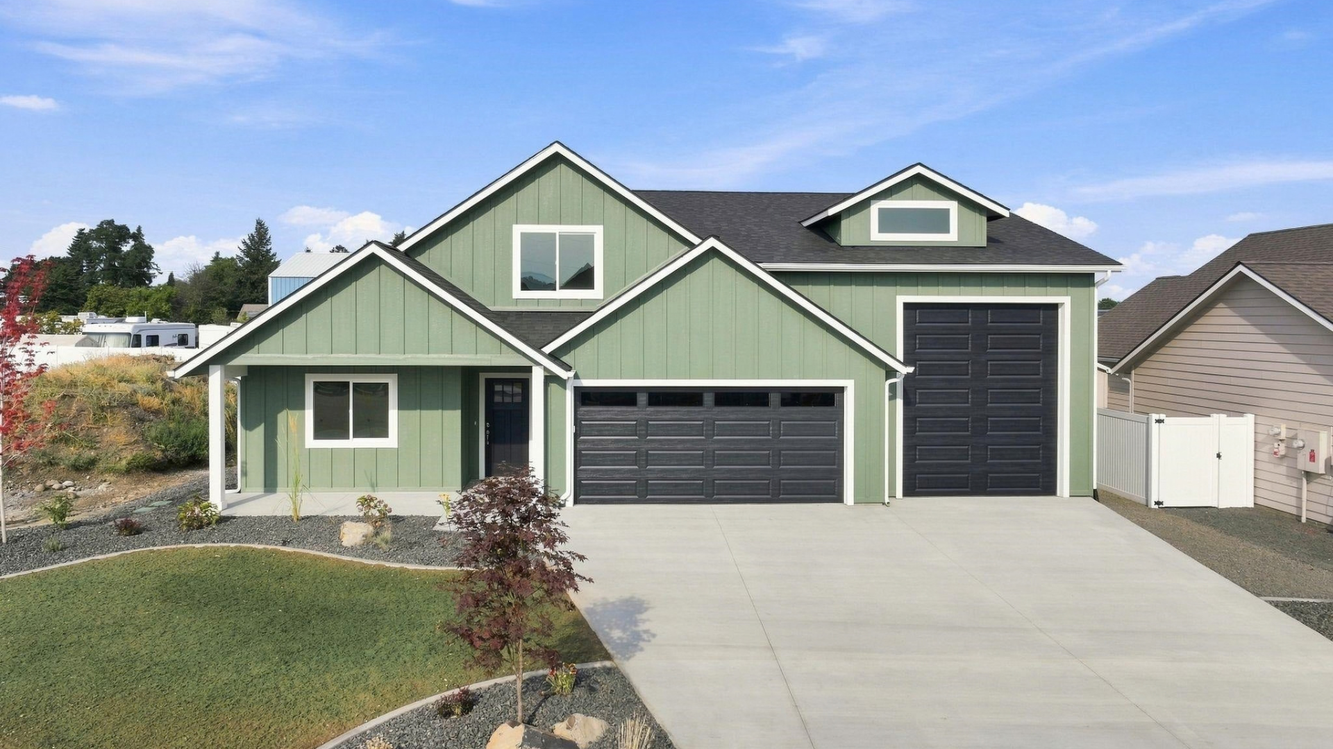 Exterior — Modern Farmhouse Front