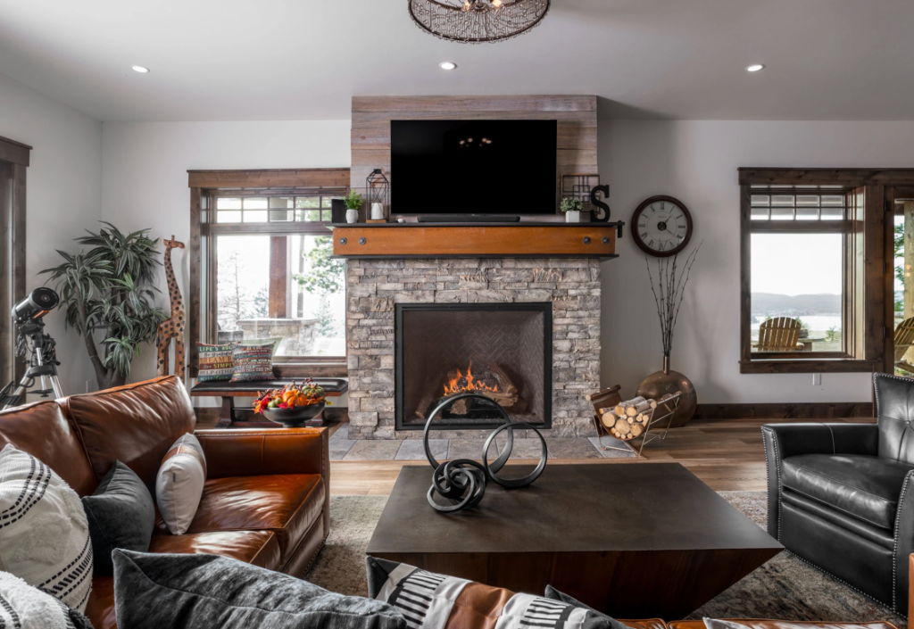 Dining — Panoramic Mountain Views