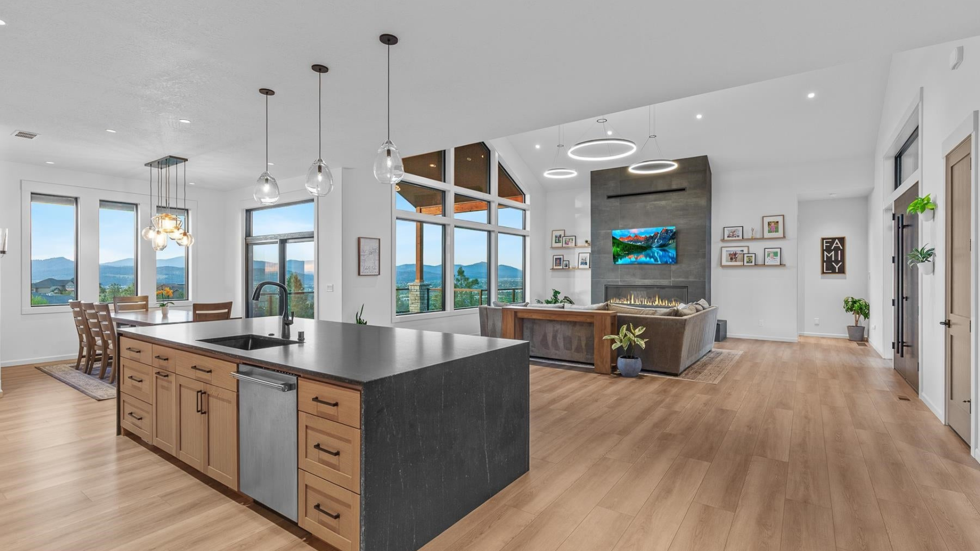 Kitchen & Living — Open Concept