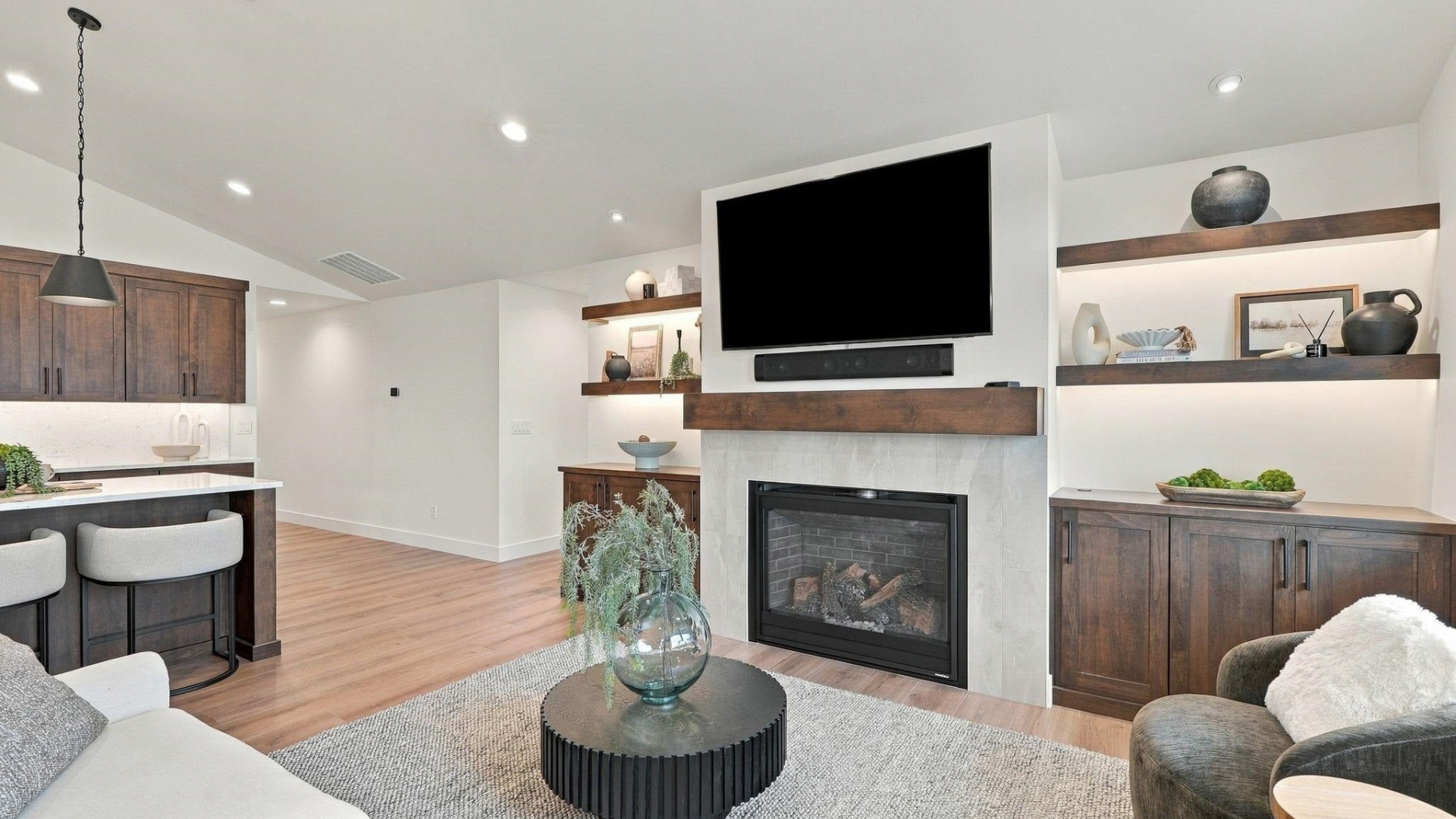 Living & Kitchen — Open Concept