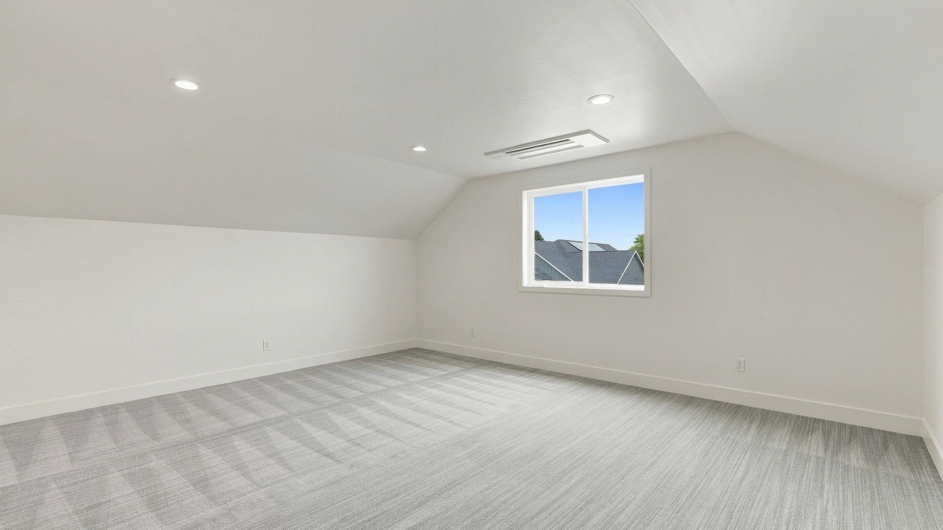 Bonus Room — Vaulted Ceiling & Slider