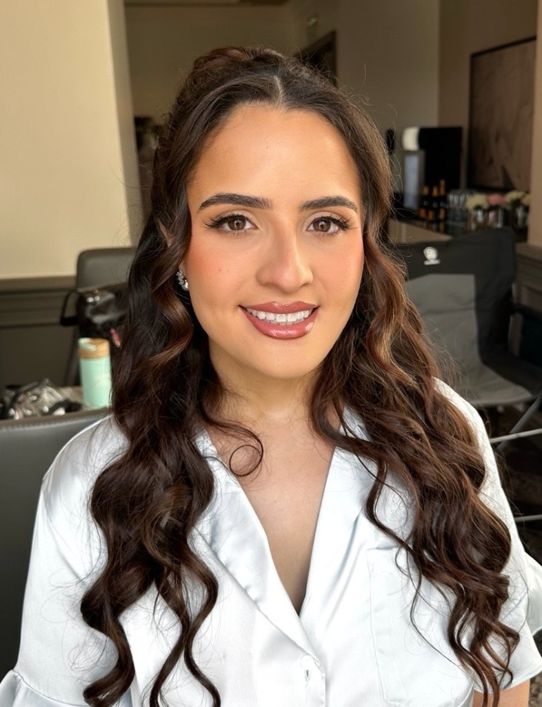 Bride with curly hair
