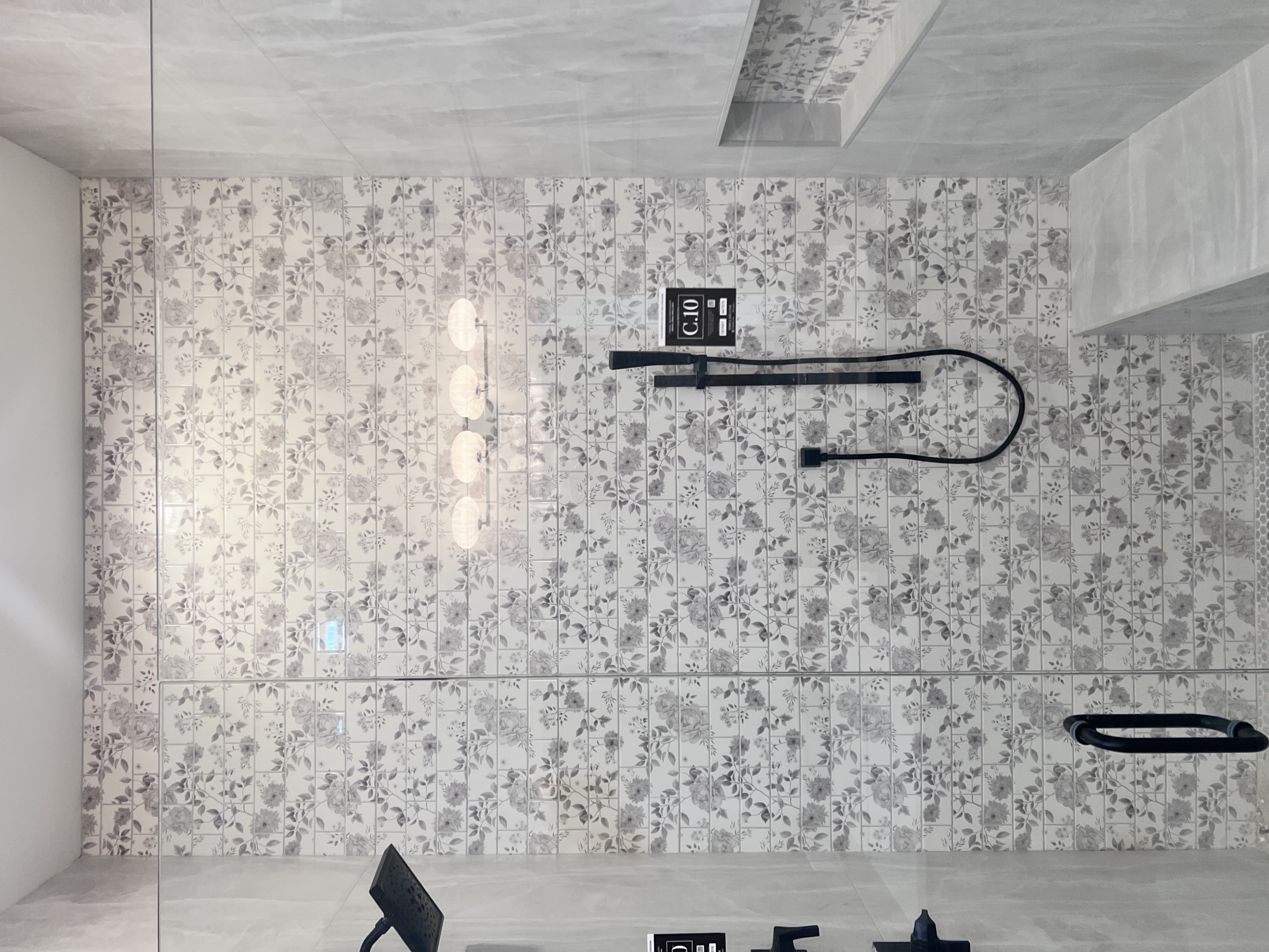 Floral tile shower wall