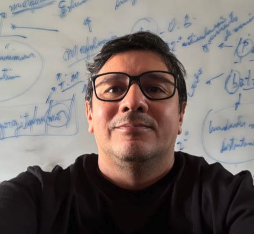 Prof. Dr. Itamar Zuqueto Serra Neto
