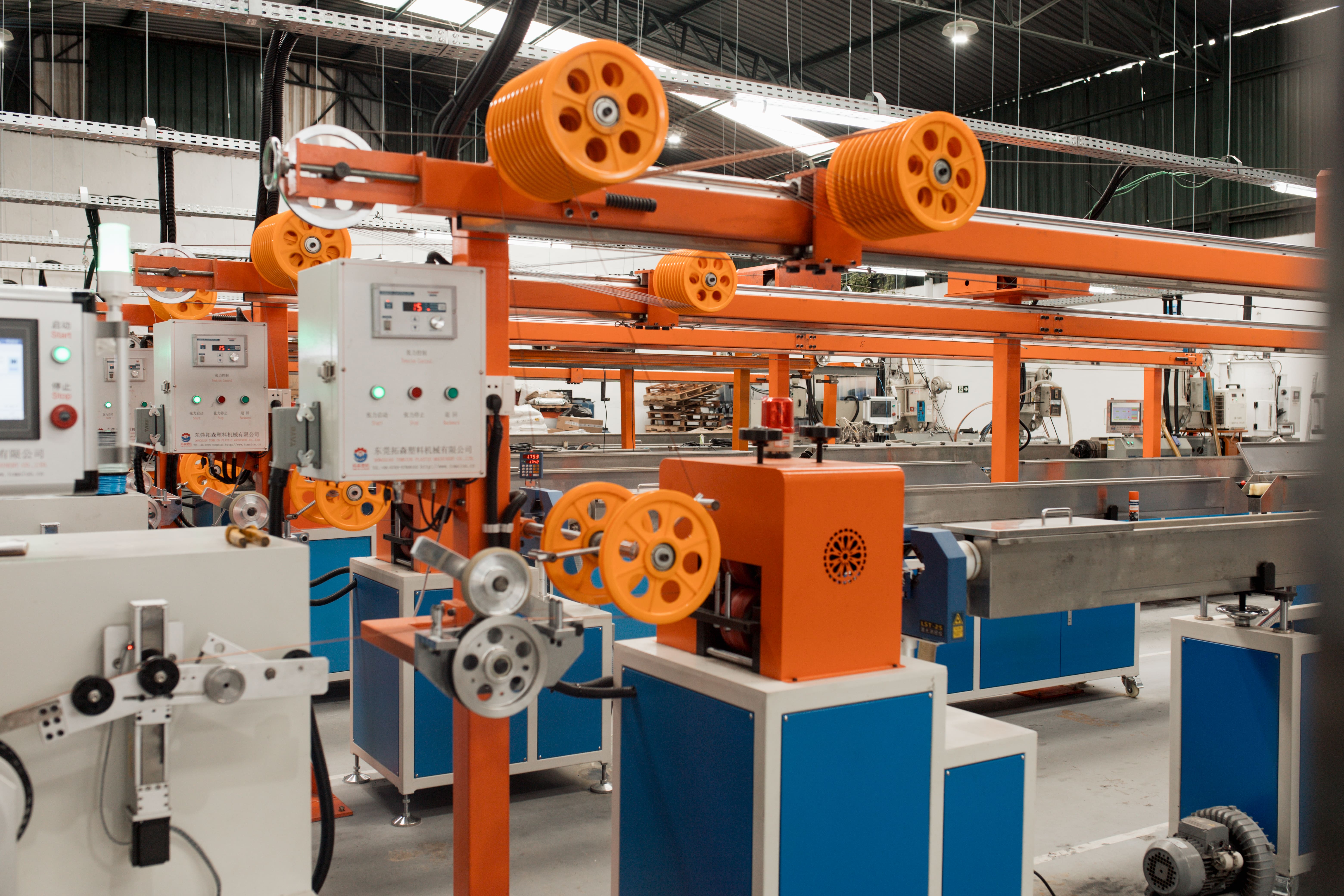Impressora 3D industrial profissional em operação