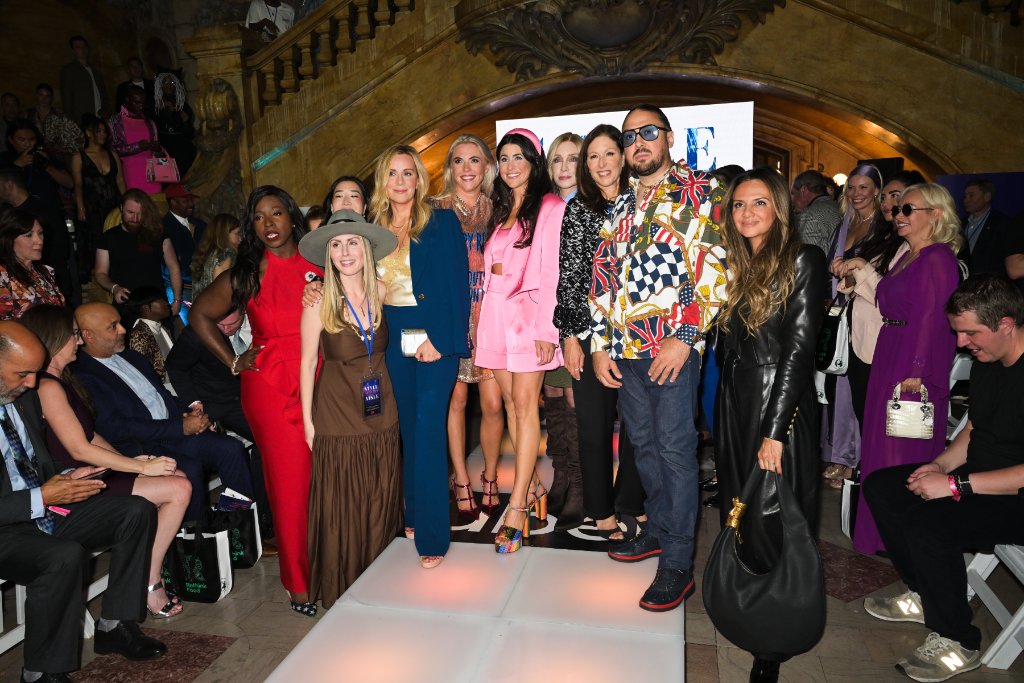 Style Across the Aisle steering committee